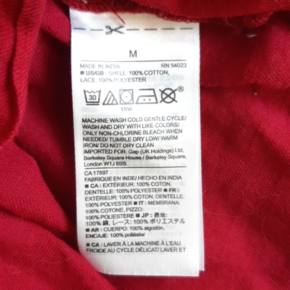 GAP tank top with lace detail size M - Picture 4 of 4